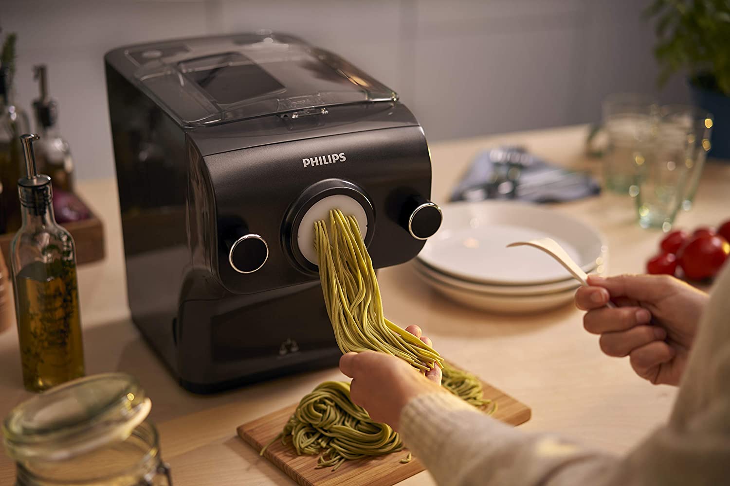 Philips Pasta Maker Makes Fresh Noodles Fast - Smart Pasta Maker