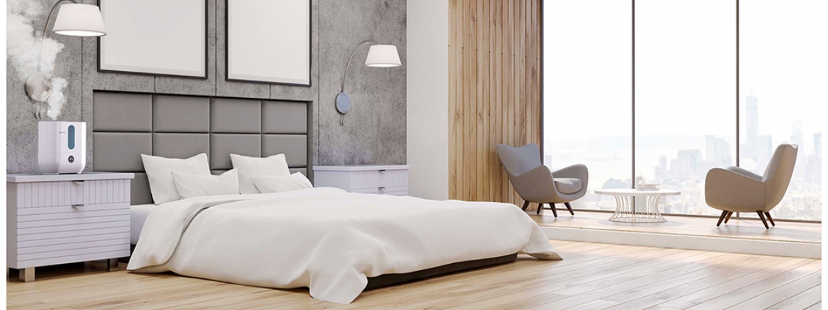 Увлажнитель воздуха Boneco U350 на журнальном столике в гостиной