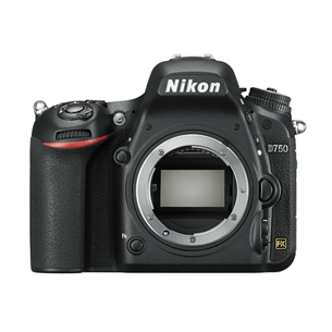 DSLR camera Nikon D750 (body only)