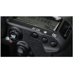 DSLR camera body Canon EOS 5D Mark IV