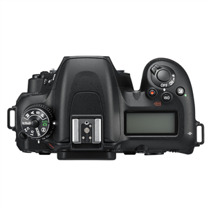 Зеркальная фотокамера Nikon D7500 + объектив Nikkor 18-105 мм