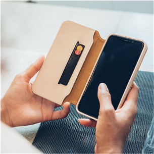 iPhone XS Max folio case Moshi Overture