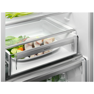 Built-in refrigerator Electrolux (189 cm)