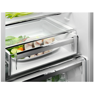 Built-in refrigerator AEG (188 cm)