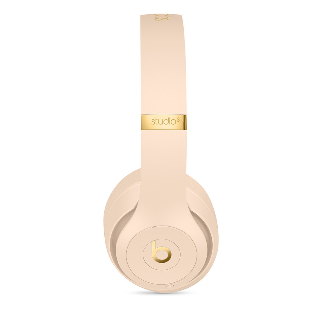 Noise cancelling wireless headphones Beats Studio3