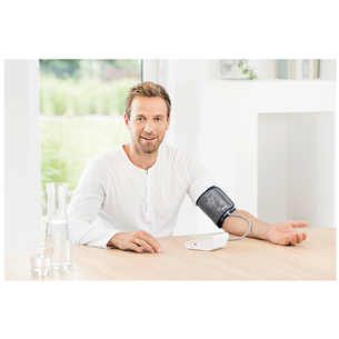 Upper arm blood pressure monitor Beurer