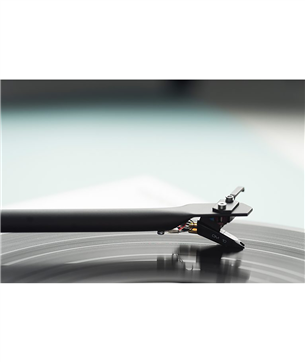 Виниловый проигрыватель Pro-Ject Essential III