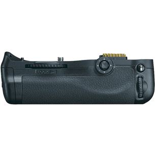 Multi-Power Battery Pack MB-D10, Nikon