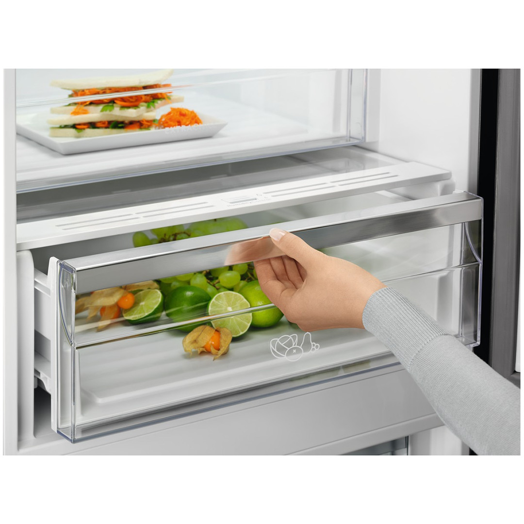 Külmik Electrolux (201 cm)
