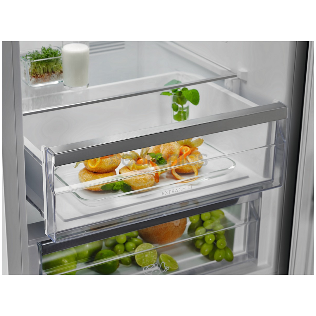 Electrolux SuperFrost 331 L, white - Refrigerator