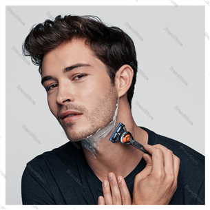 Braun + Gillette Fusion razor, black/grey - Beard trimmer