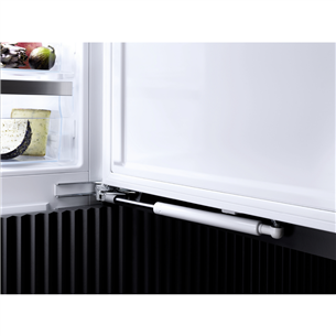 Miele, 245 L, height 177 cm - Built-in Refrigerator