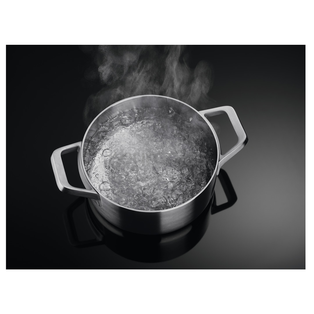 AEG 6000 Bridge, 80 см, черный - Интегрируемая индукционная варочная панель с вытяжкой