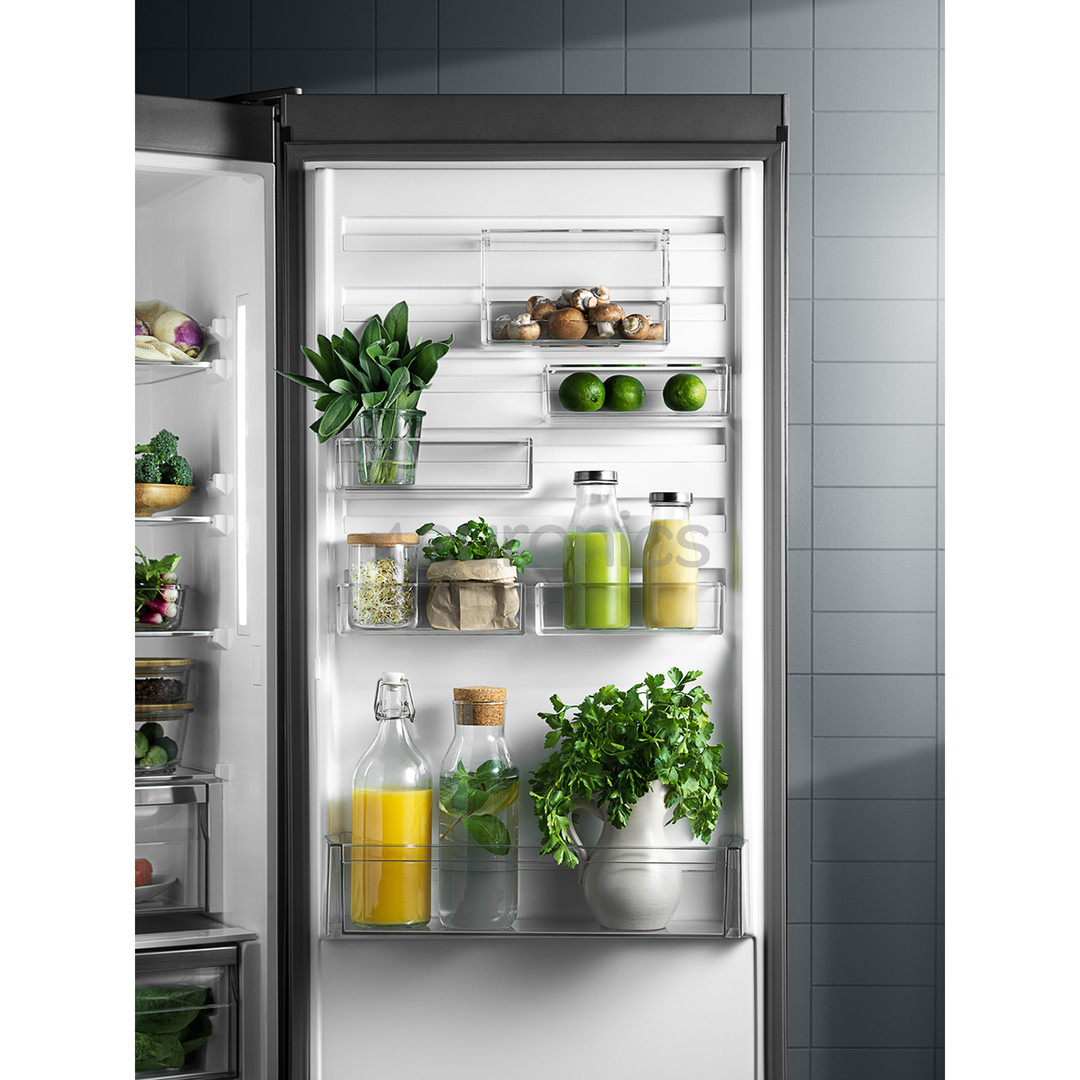 Electrolux, 269 л, высота 189 см - Интегрируемый холодильник