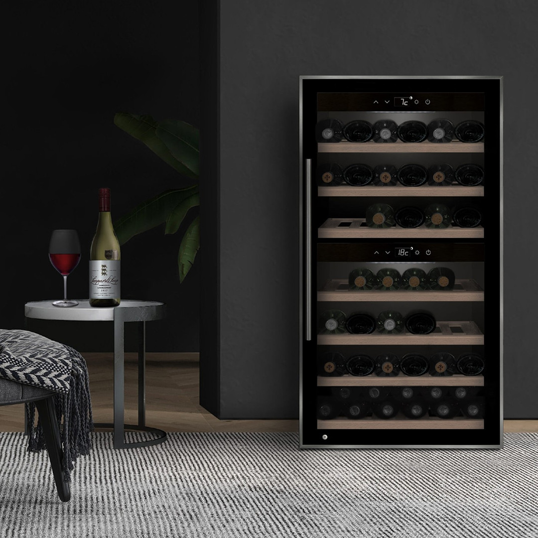 Caso WineComfort 66, 66 pudelit, kõrgus 104 cm, must - Veinikülmik
