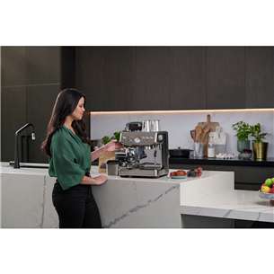 Sage the Barista Express Impress, roostevaba teras - Poolautomaatne espressomasin