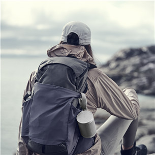 Bang & Olufsen Beosound Explore, белый/серый - Портативная беспроводная колонка