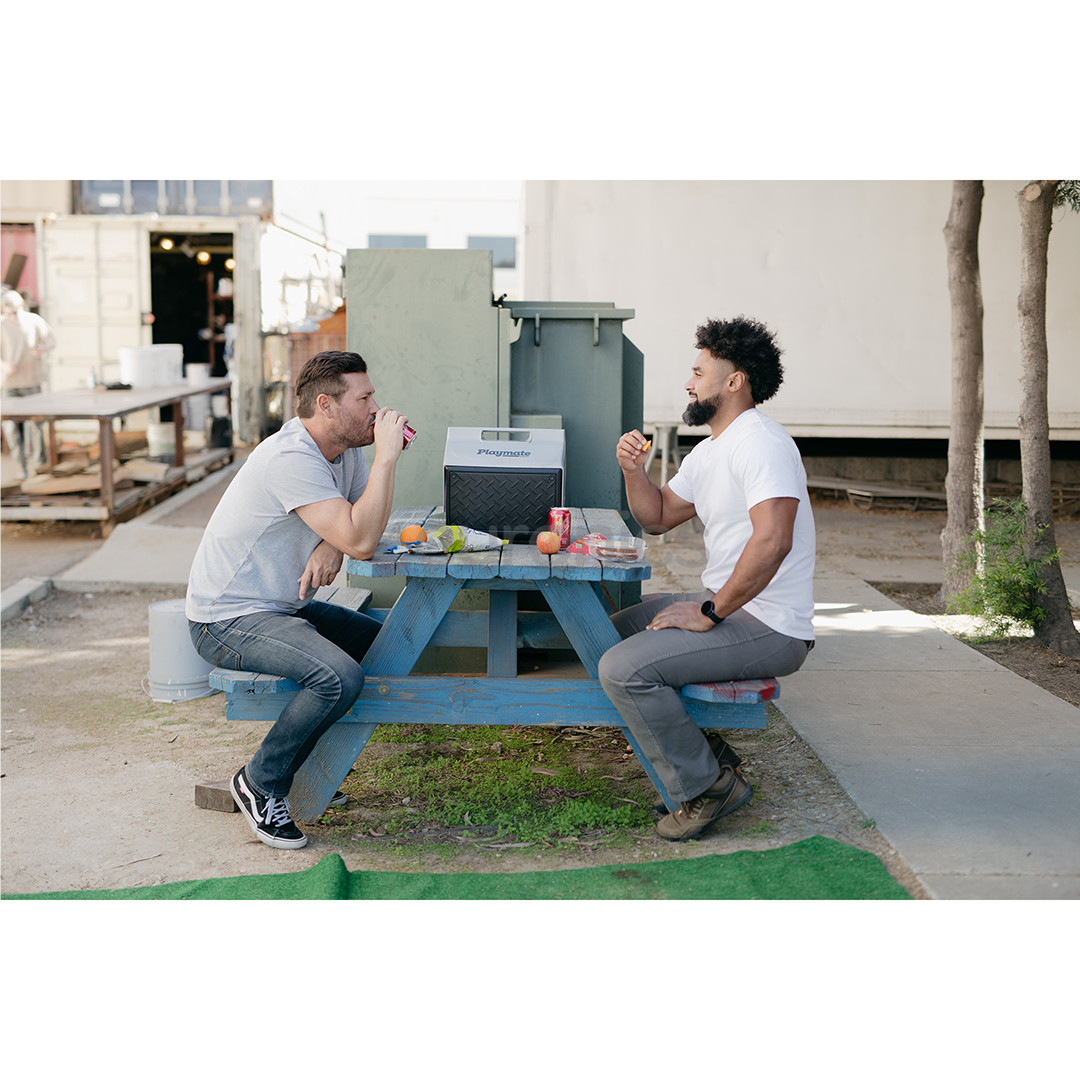 Igloo Playmate The Boss, 14 L, must/hõbedane - Jahutuskast