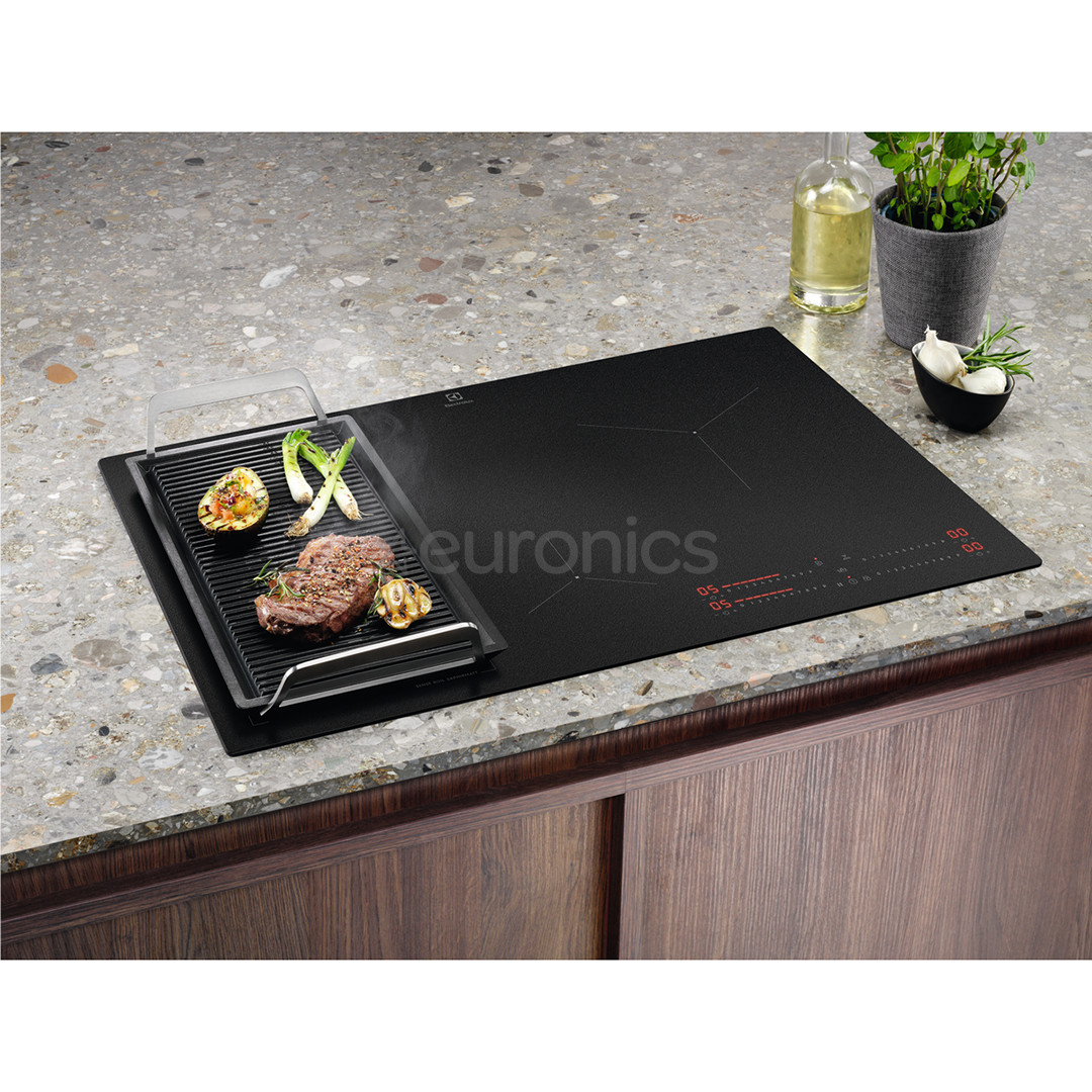 Electrolux 800 Seeria SaphirMatt, laius 77 cm, raamita, must - Integreeritav induktsioonpliidiplaat