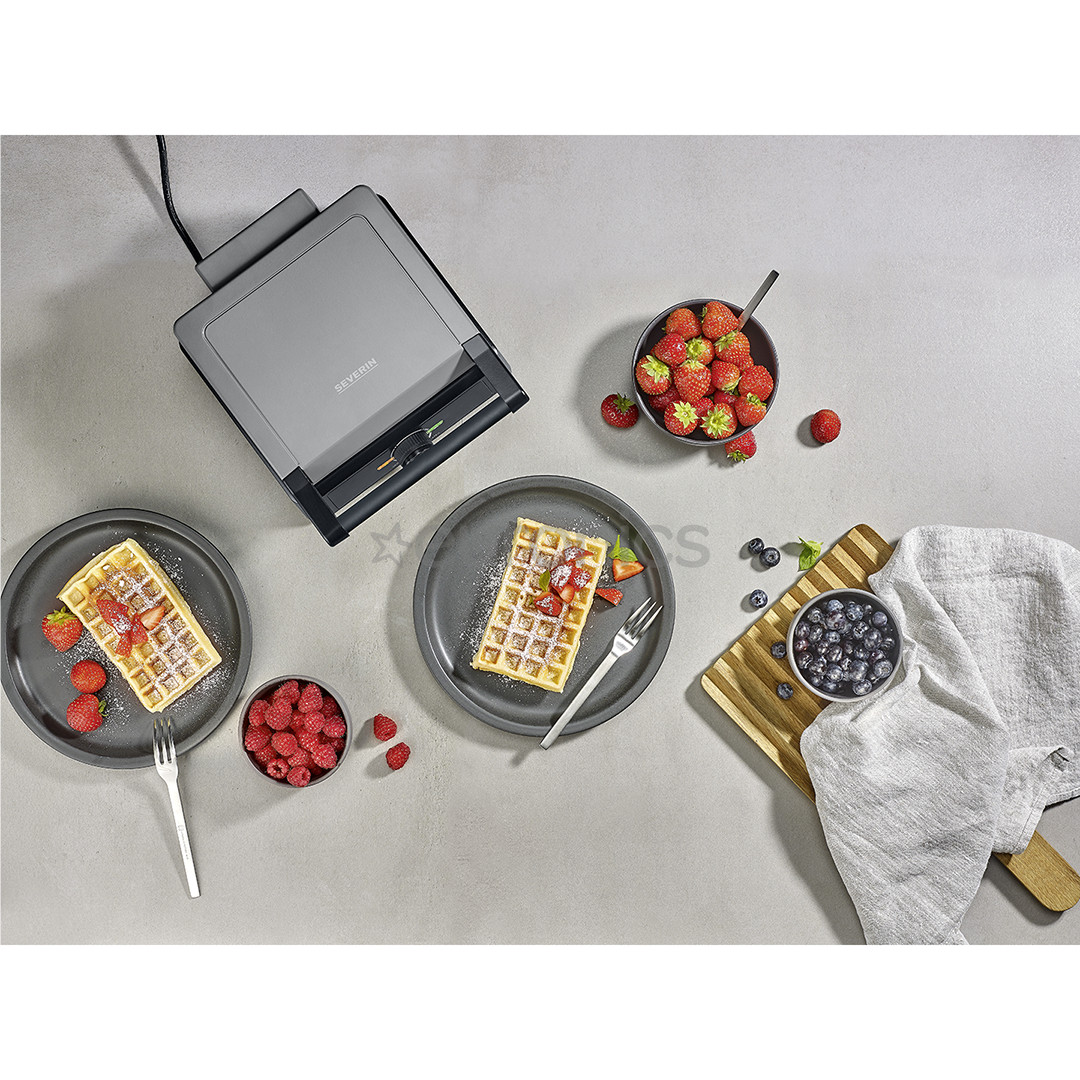 Severin, 1600 W, black - Belgian waffle maker