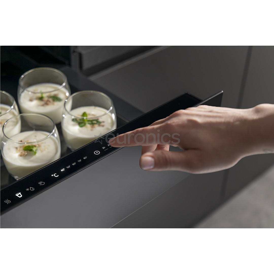 Hisense, must - Integreeritav soojendussahtel