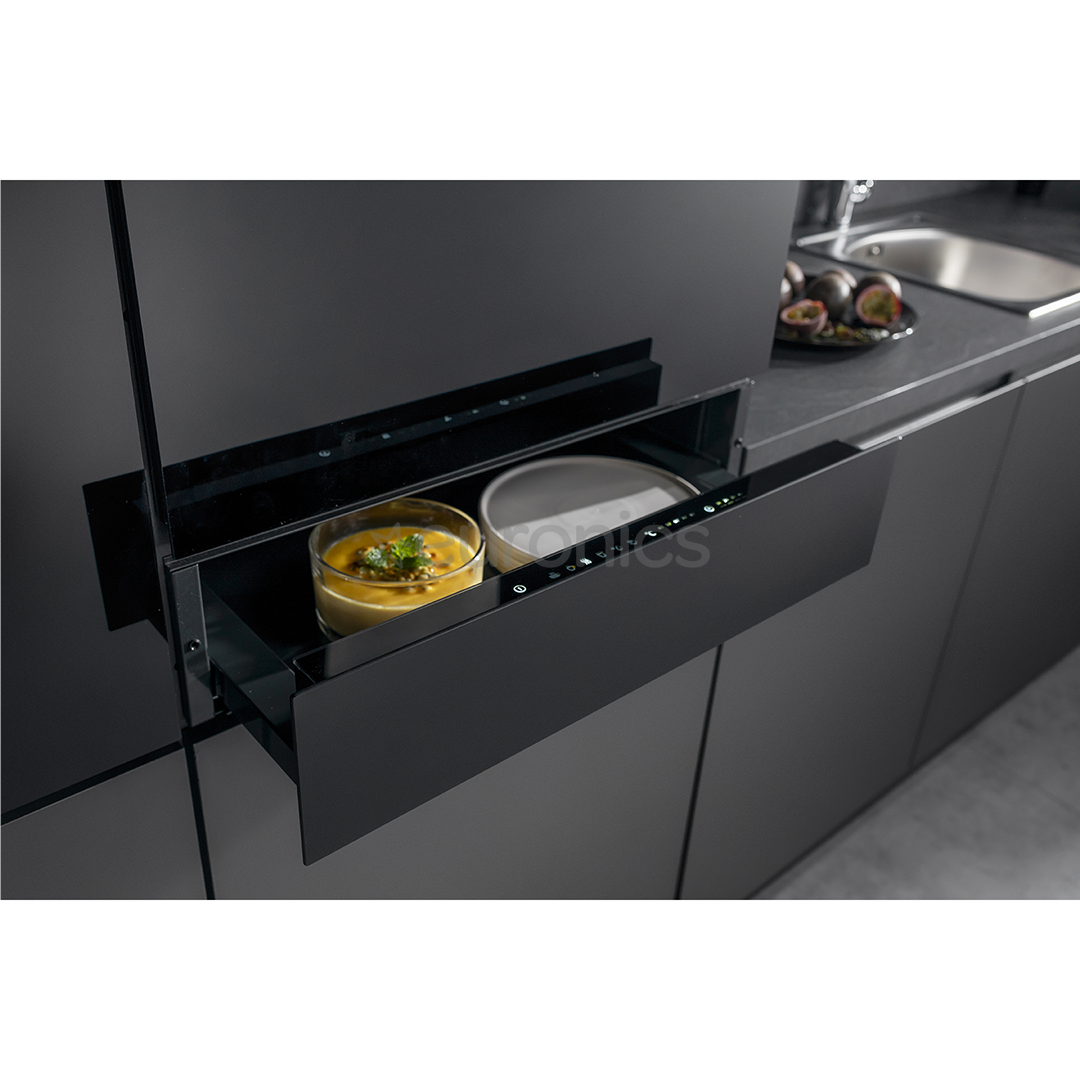Hisense, must - Integreeritav soojendussahtel