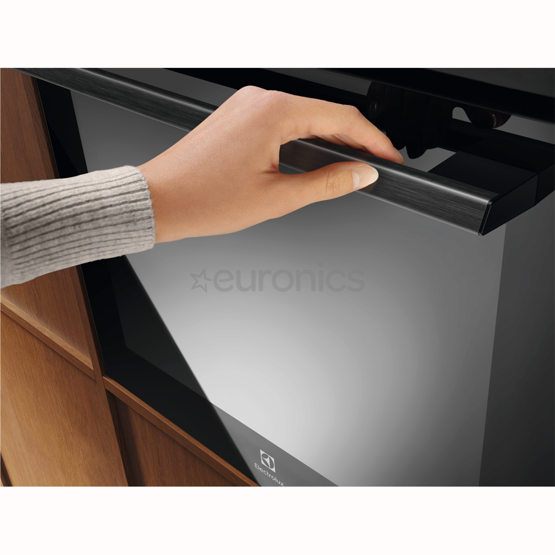 Electrolux 800 Seeria MealAssist, 70 L, must - Integreeritav auruahi