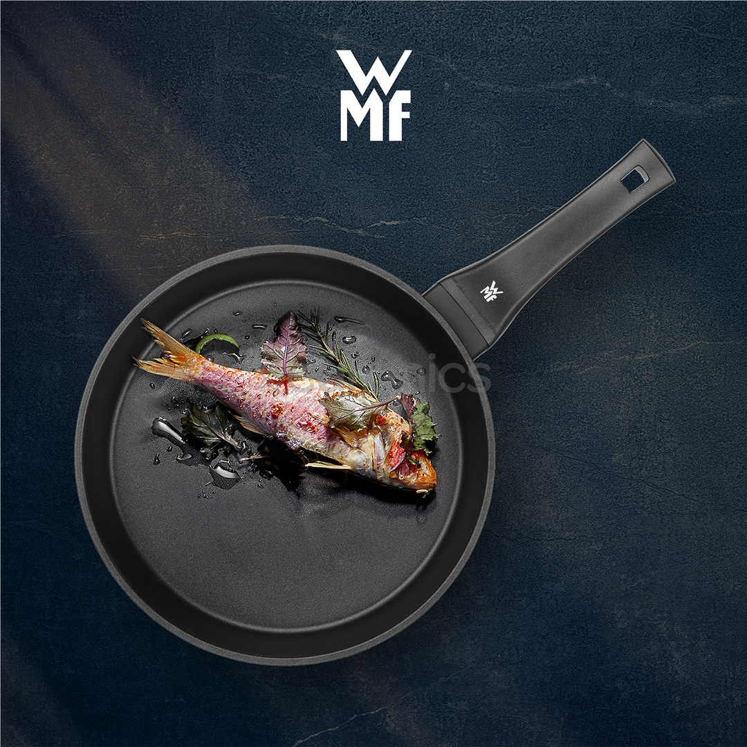 WMF PermaDur Premium, diameter 28 cm, black - Frying pan