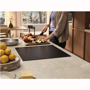Electrolux 600 SaphirMatt SE® Bridge Hob2Hood, ширина 80 см, черный - Интегрируемая индукционная варочная панель