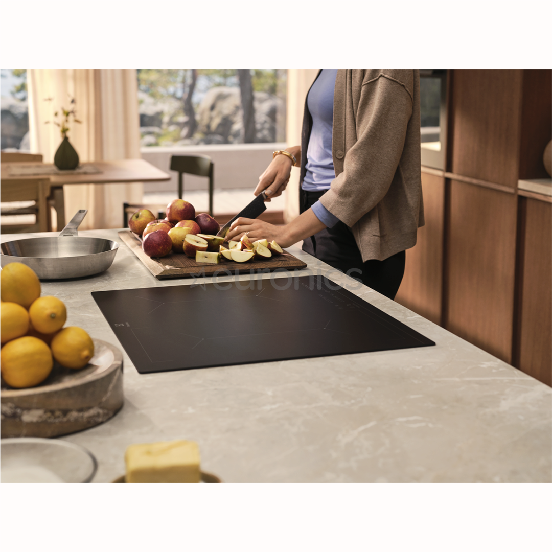 Electrolux 600 SaphirMatt SE® Bridge Hob2Hood, ширина 80 см, черный - Интегрируемая индукционная варочная панель