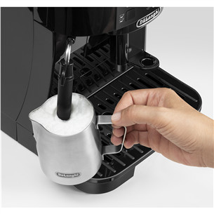 DeLonghi Magnifica S, must - Espressomasin