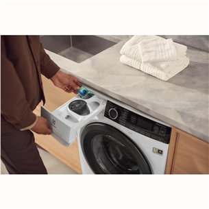 Electrolux 700-seeria SteamCare, 9 kg, sügavus 63.1 cm, 1600 p/min - Eestlaetav pesumasin