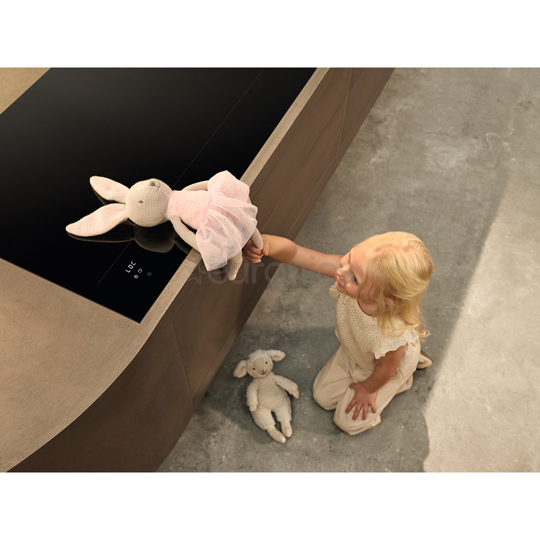 Miele, laius 62 cm, must - Integreeritav induktsioonpliidiplaat