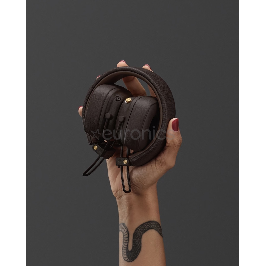 Marshall Major V, brown - On-ear wireless headphones