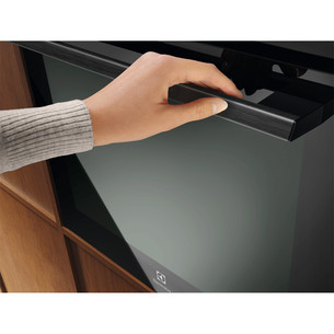 Electrolux 700 Seeria MealAssist with PizzaExpert 700, 72 L, pürolüütiline puhastus, must - Integreeritav ahi