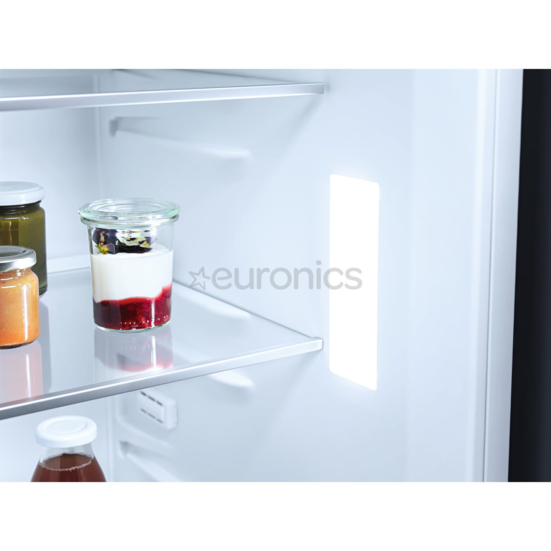 Miele KDN 7724 E Active, NoFrost, 260 L, kõrgus 178 cm - Integreeritav külmik
