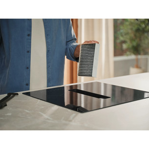 Electrolux 600 XT Bridge, laius 60 cm, must - Integreeritav pliidiplaat õhupuhastiga