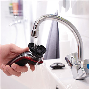 Pardel SensoTouch Aquateci ja Jet Cleani süsteemiga, Philips